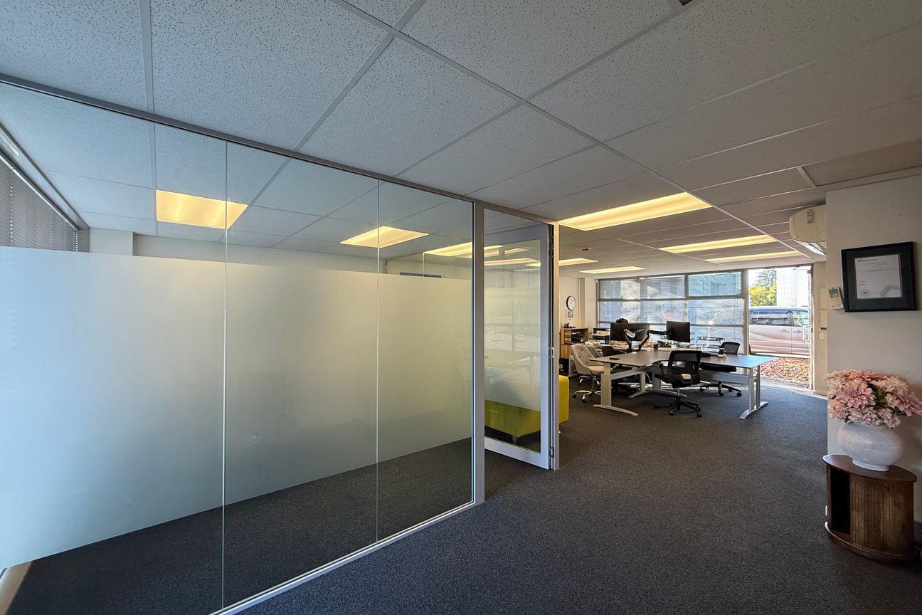 70 m²* Office in the Canterbury Technology Park - Pogled 3