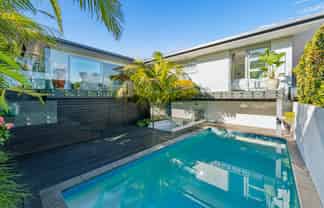 455A Beach Road, Murrays Bay