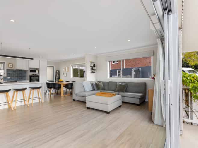 4 Willow Way, Sunnyhills