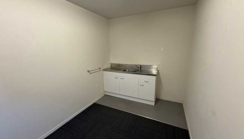 H5/44 Portage road, New Lynn