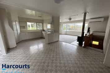 125 Brunton Crescent, Thames