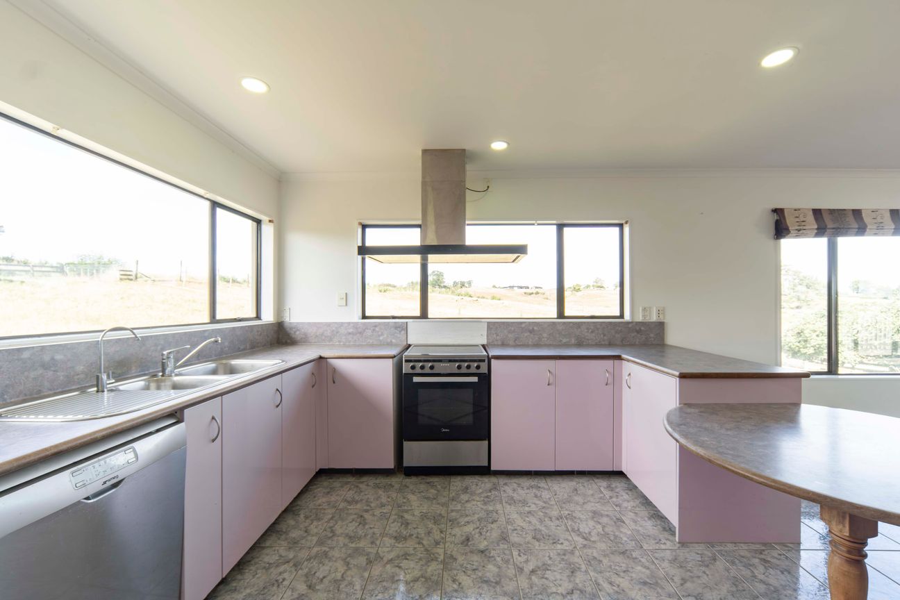 Spacious Rural Lifestyle Property for Rent - Mehr