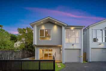 89C  St Annes Crescent, Wattle Downs