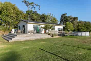 12 Joyce Adams Place, Waimauku