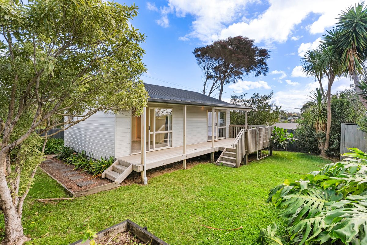 Peaceful Garden Retreat in a Prime Hillcrest Location, Hillcrest