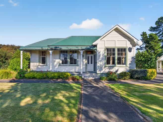 52 Longwood East Road, Featherston