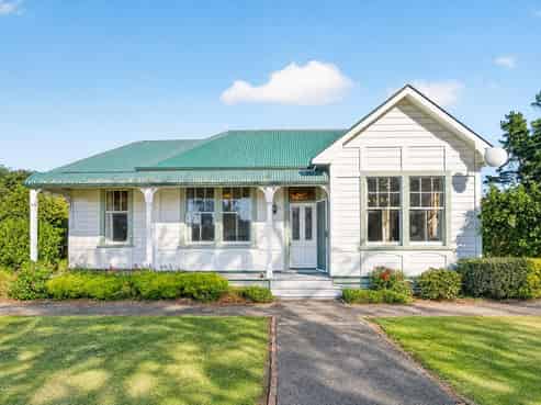 52 Longwood East Road, Featherston