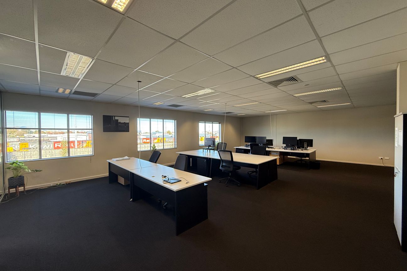 Office/Showroom Space with Everything You Need - Aanzicht 5