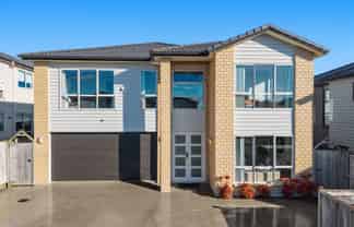 8 Ballinabreen Road, Flat Bush