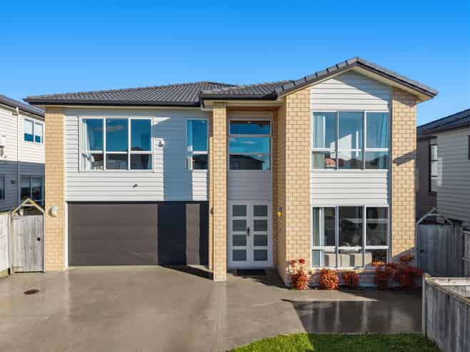 8 Ballinabreen Road, Flat Bush