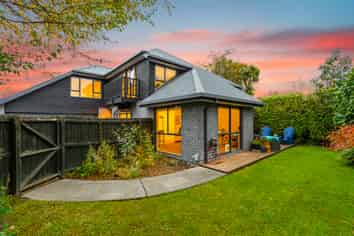 2/122 Tennyson Street, Beckenham
