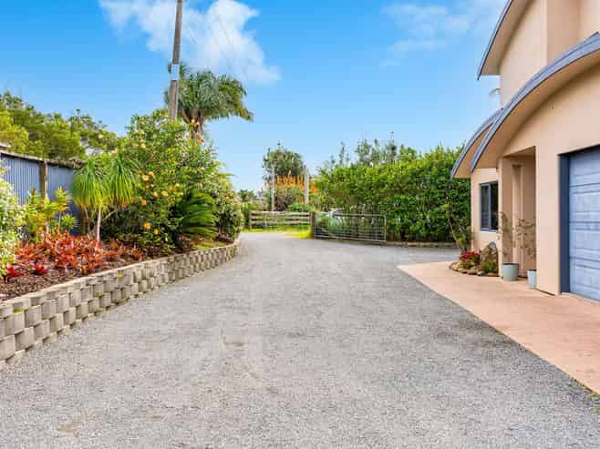 381 Cove Road, Waipu