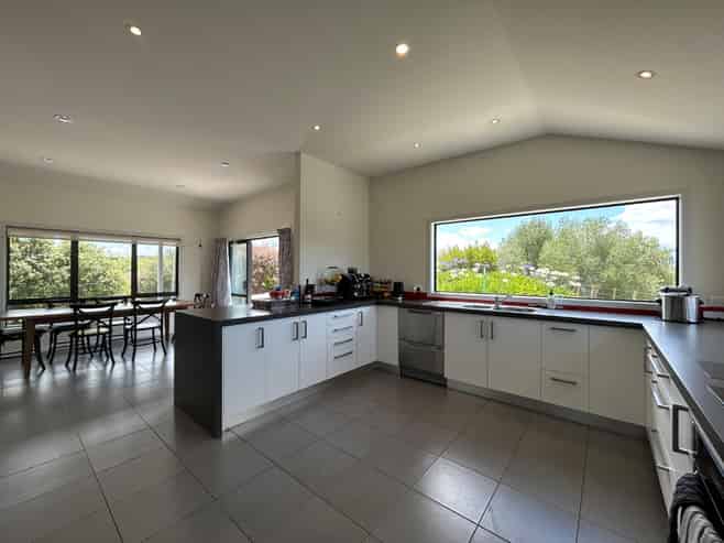 6 Penrith Road, Poraiti