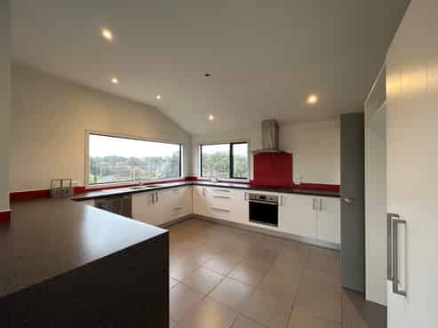6 Penrith Road, Poraiti