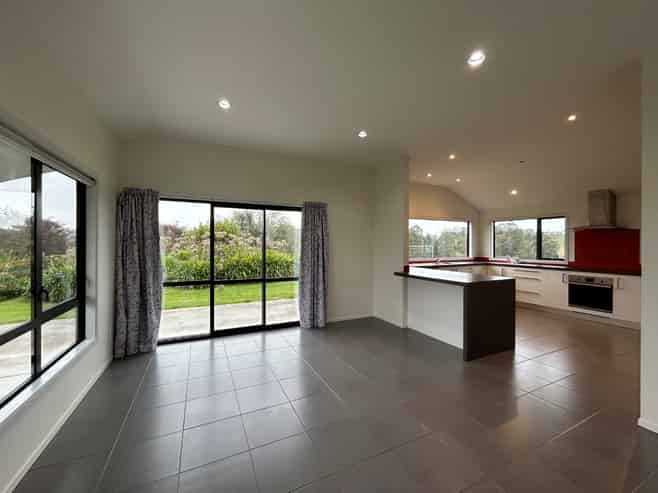 6 Penrith Road, Poraiti