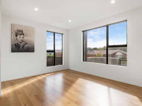 1D Lemon Grove Lane, Greenhithe