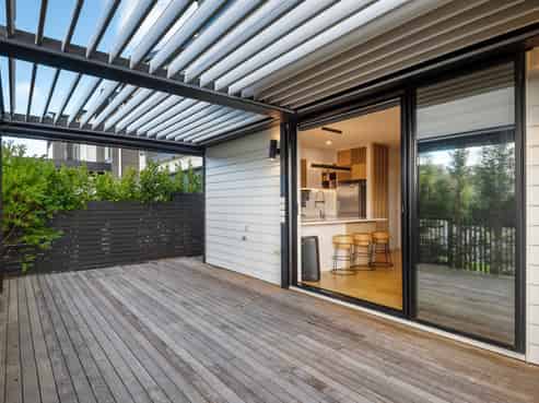1D Lemon Grove Lane, Greenhithe