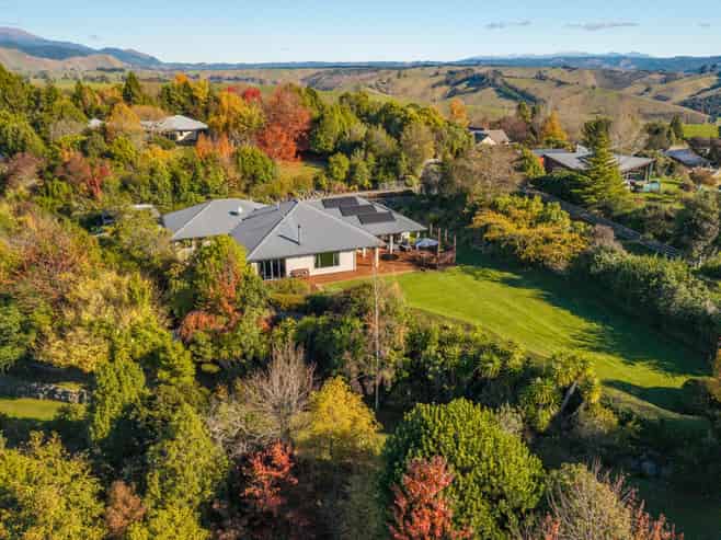 89 Totara View Road, Wakefield