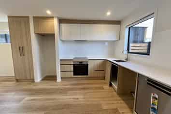 6/506 Glenfield Road, Bayview