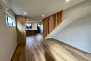 6/506 Glenfield Road, Bayview