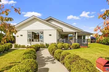 14 Topping Place, Whitianga