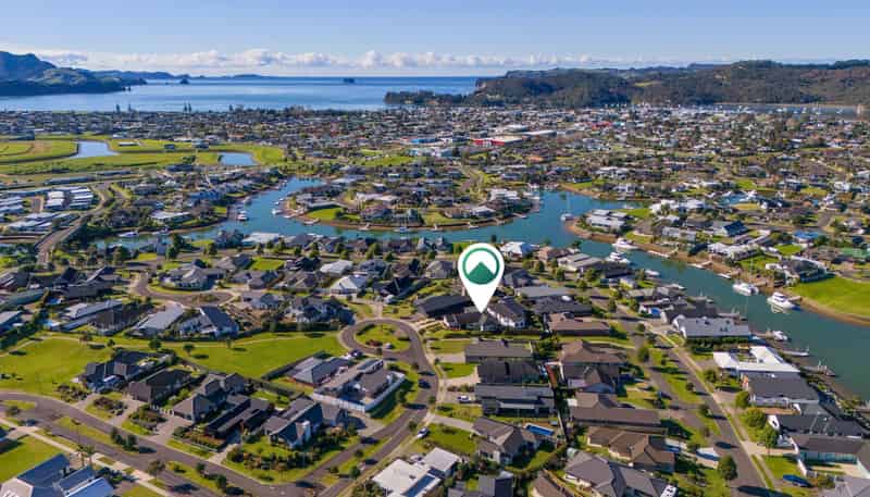 14 Topping Place, Whitianga