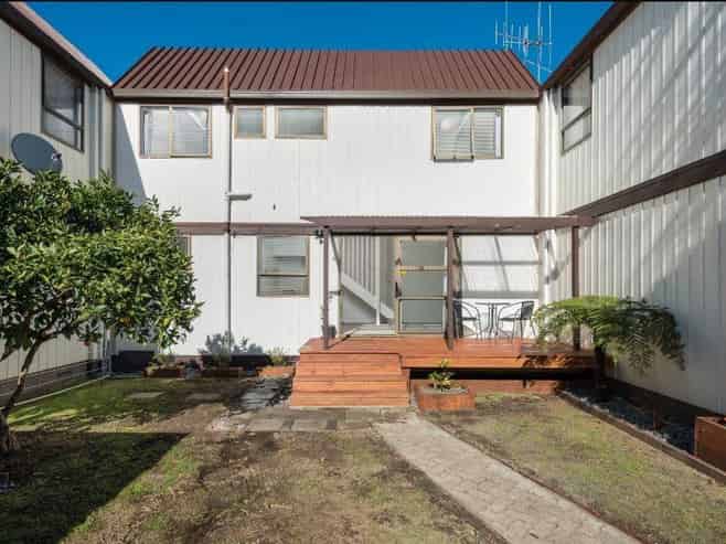 3/506 Devonport Road, Tauranga South