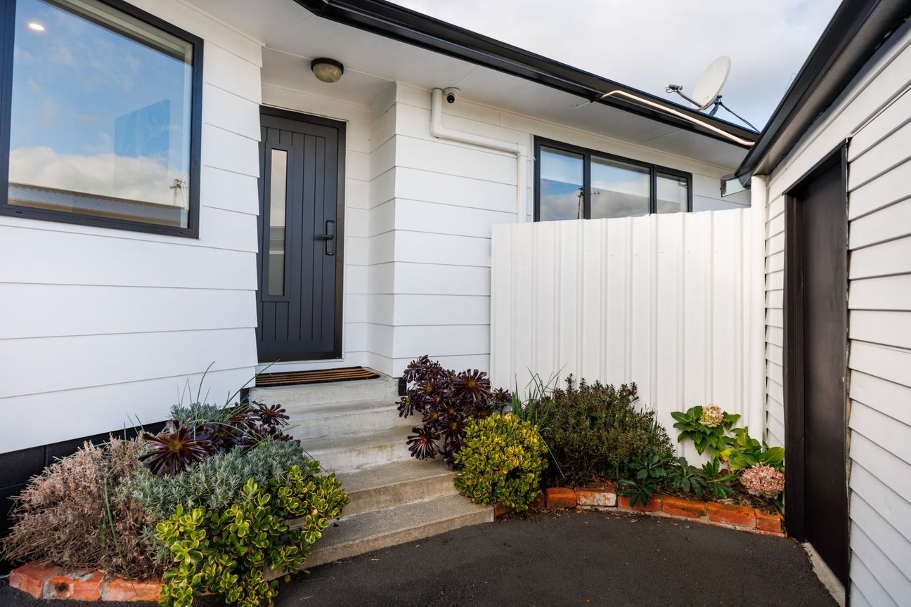 Motorhome Shed plus Superb Home | Two Titles - Ansicht 3
