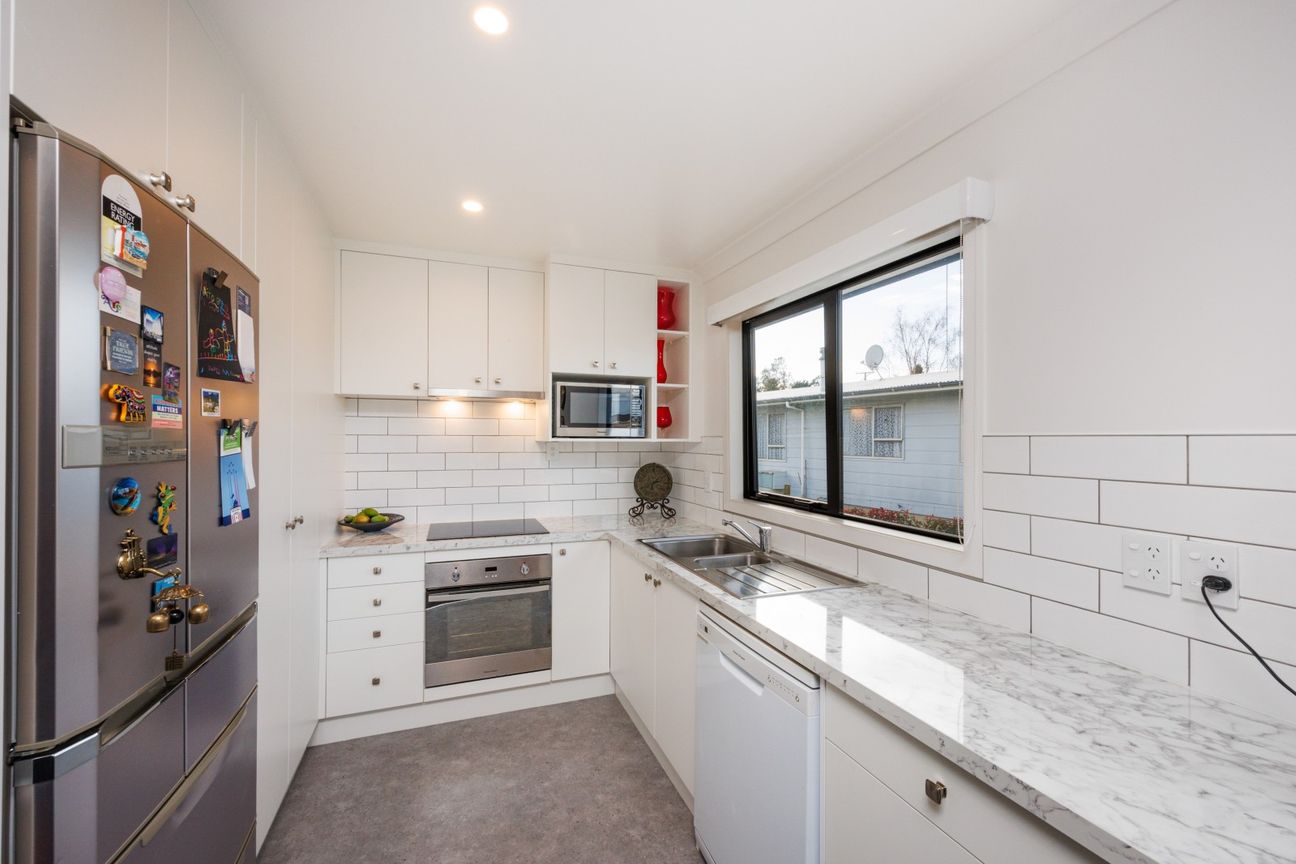Motorhome Shed plus Superb Home | Two Titles - Ansicht 2