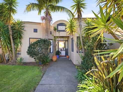 3 Lisa Place, Brookfield
