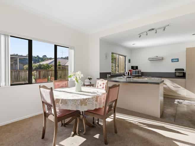 3 Lisa Place, Brookfield