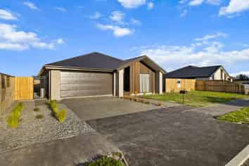 114 Trevors Road, Elgin