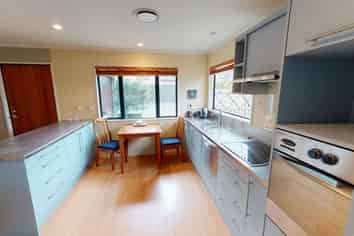 149C Park Road, West End