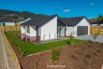 21 Greenway Crescent, Richmond