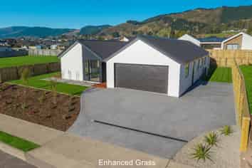 21 Greenway Crescent, Richmond