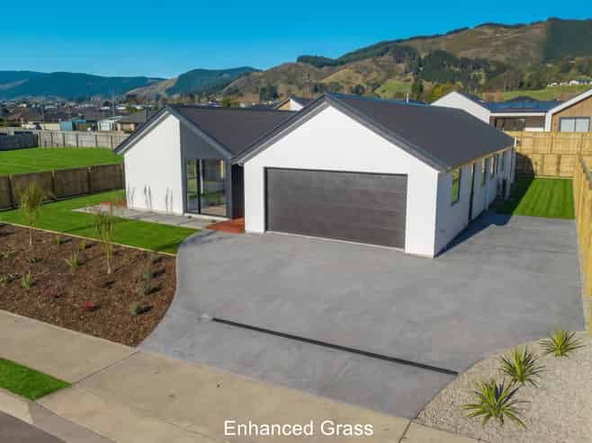 21 Greenway Crescent, Richmond