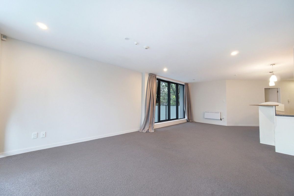 The Mews | Spacious City-Fringe Living Opposite Basque Park - Mehr