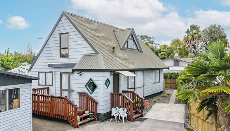 15B Anderson Road, Deanwell