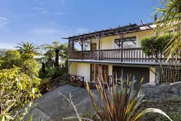 16 and 18 Faris Crescent, Wainuiomata