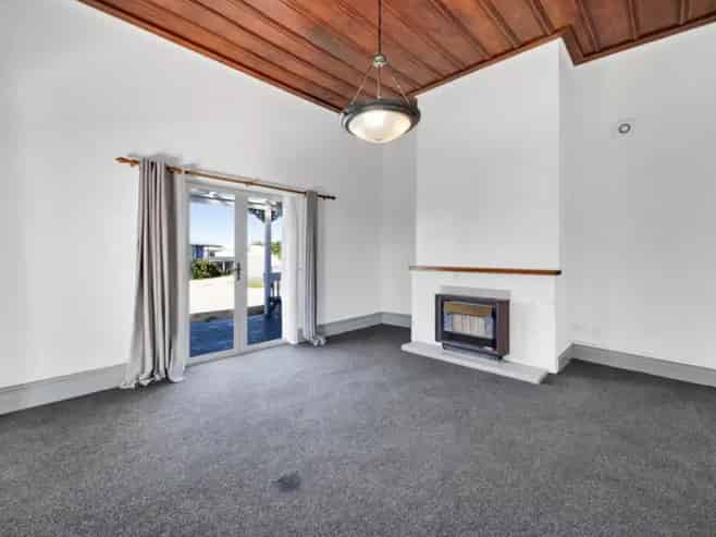 176 Glover Road, Hawera