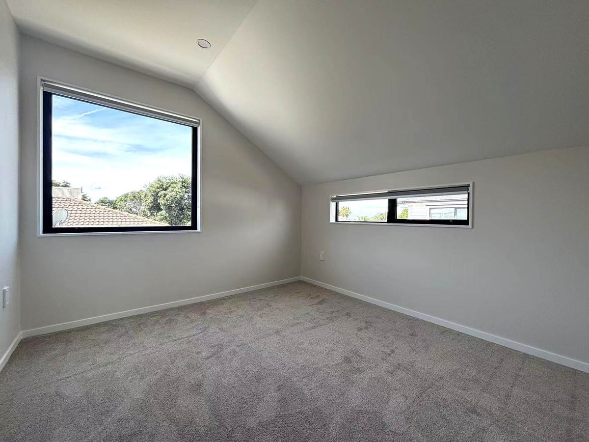 New Bulid 4 Bedroom Home in One Tree Hill - Vista 4