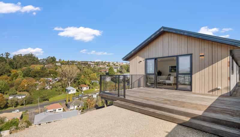 89 Sidey Street, Calton Hill