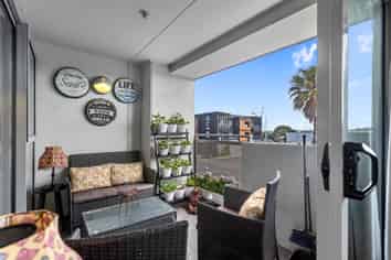 205/277 Maunganui Road, Mount Maunganui