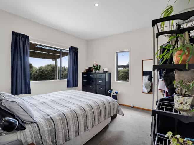 Taranaki - Address withheld