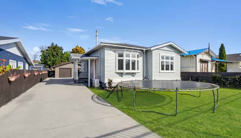 12 Lyndhurst Street, Takaro