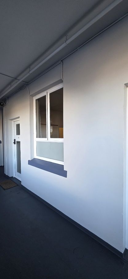 Semi Furnished 1 Bedroom Apartment – Secure Parking Included - Ansicht 2