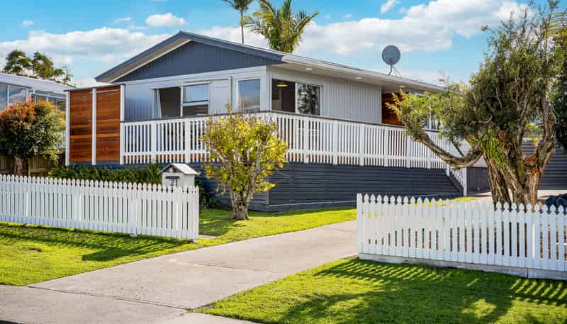 21 Snells Beach Road, Snells Beach