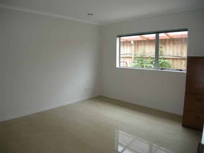 Auckland - Address withheld