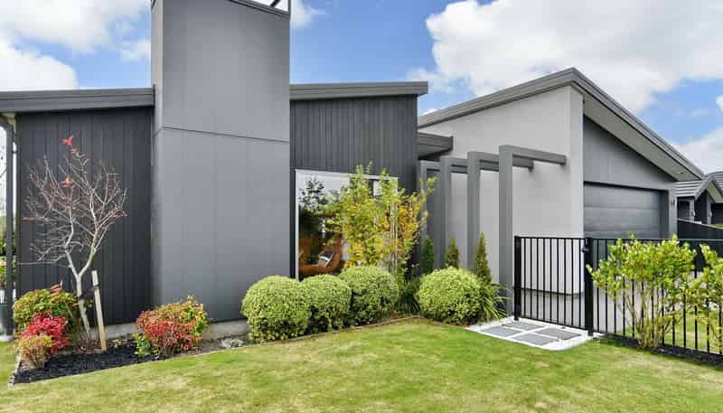 1 Blue Jacket Drive, HALSWELL