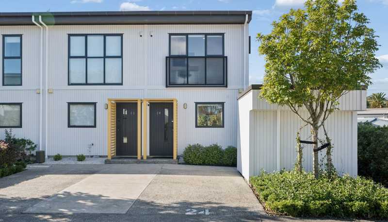 24 Tautaiao Lane, Papakura